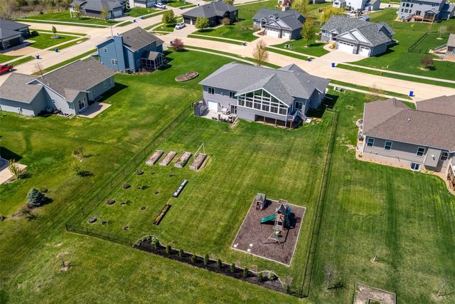 2040 Stone Creek Cir, North Liberty, IA 52317