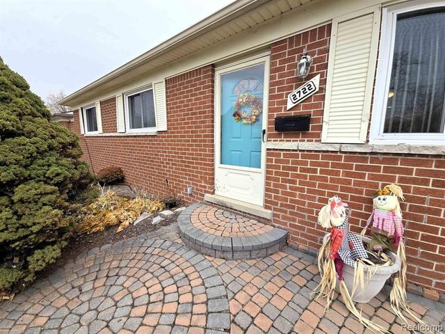 2722 Sparta Drive, Troy, MI 48083