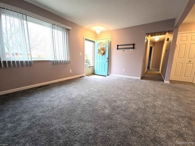 2722 Sparta Drive, Troy, MI 48083