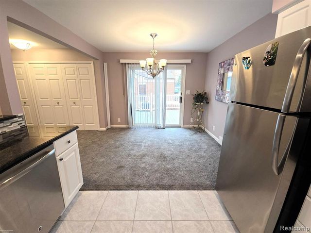 2722 Sparta Drive, Troy, MI 48083