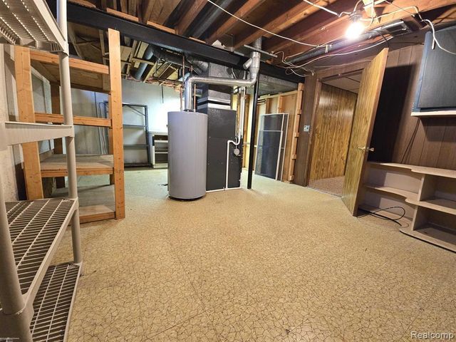 2722 Sparta Drive, Troy, MI 48083