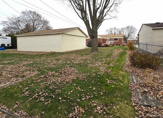 2722 Sparta Drive, Troy, MI 48083