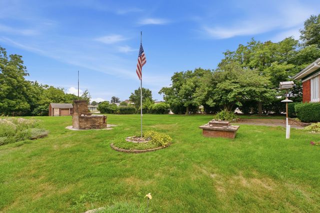 1854 27th Street, Moline, IL 61265