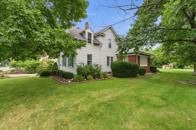 1854 27th Street, Moline, IL 61265