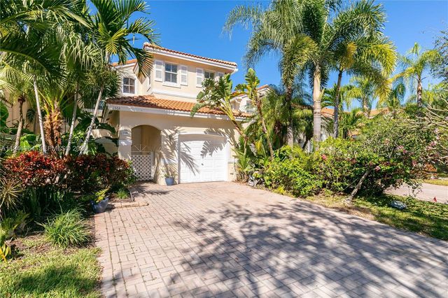 1564 Yellowheart Way 1564, Hollywood, FL 33019
