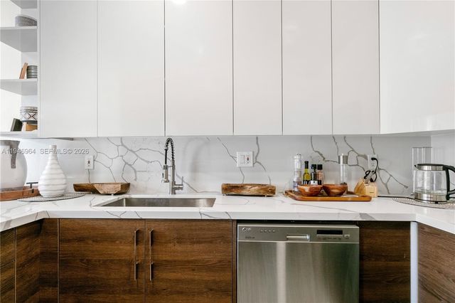 1564 Yellowheart Way 1564, Hollywood, FL 33019