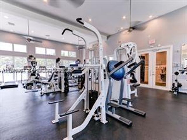 1564 Yellowheart Way 1564, Hollywood, FL 33019