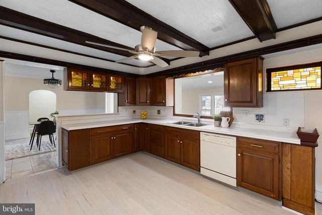 601 FAIRVIEW RD, Woodlyn, PA 19094