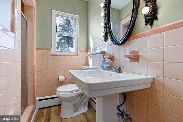 601 FAIRVIEW RD, Woodlyn, PA 19094