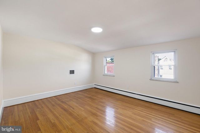 601 FAIRVIEW RD, Woodlyn, PA 19094