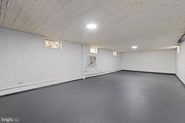 601 FAIRVIEW RD, Woodlyn, PA 19094