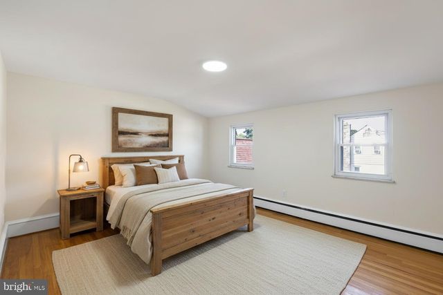 601 FAIRVIEW RD, Woodlyn, PA 19094