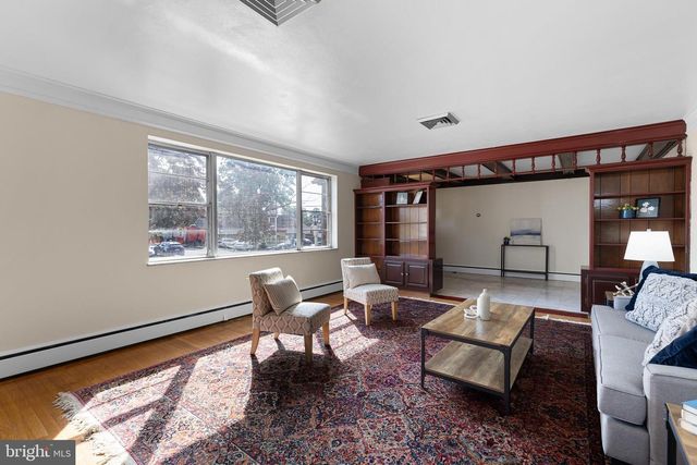601 FAIRVIEW RD, Woodlyn, PA 19094