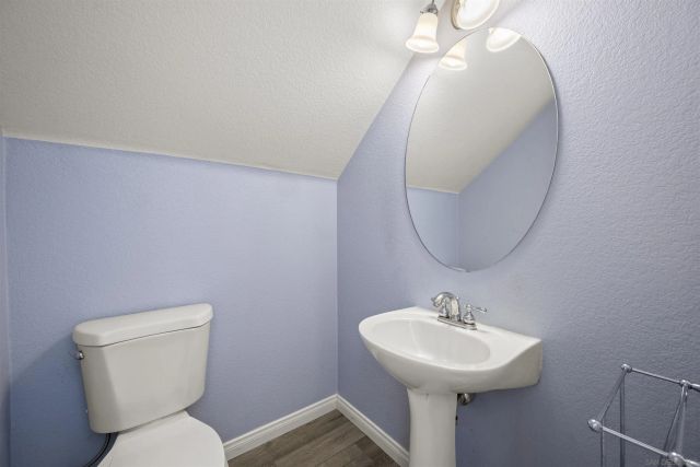 1002 Teatro Cir, El Cajon, CA 92021