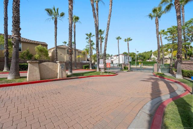 1002 Teatro Cir, El Cajon, CA 92021