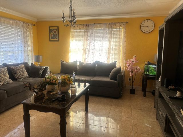 815 S 26th Court, Hollywood, FL 33020