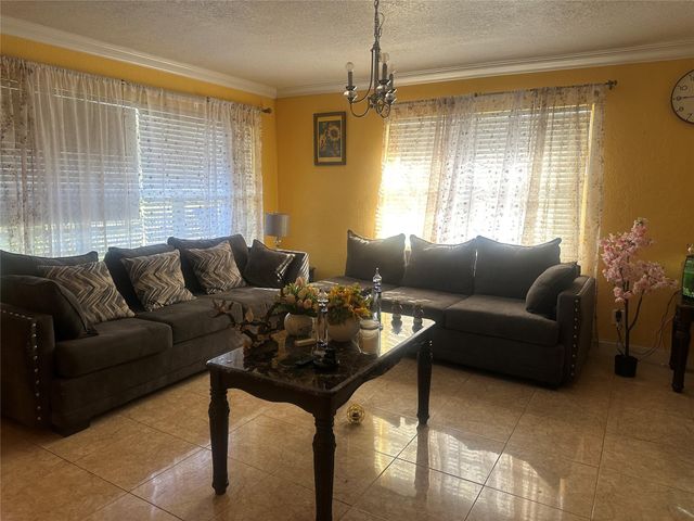 815 S 26th Court, Hollywood, FL 33020