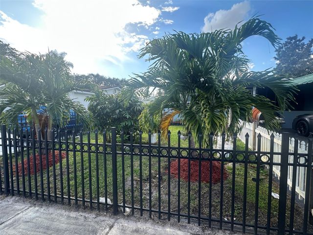 815 S 26th Court, Hollywood, FL 33020