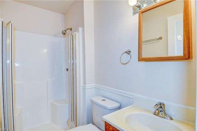 3813 Clearwood CT, Virginia Beach, VA 23453