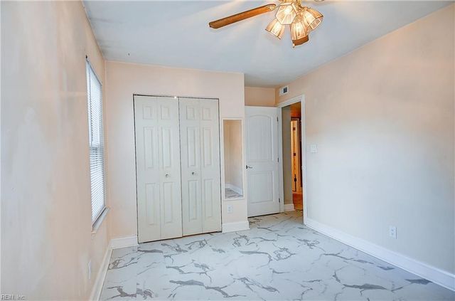 3813 Clearwood CT, Virginia Beach, VA 23453