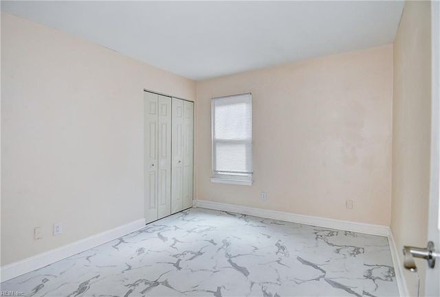 3813 Clearwood CT, Virginia Beach, VA 23453