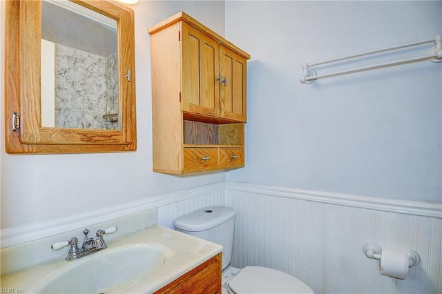 3813 Clearwood CT, Virginia Beach, VA 23453