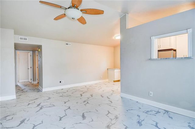 3813 Clearwood CT, Virginia Beach, VA 23453