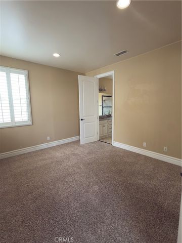 211 Chicago, Huntington Beach, CA 92648