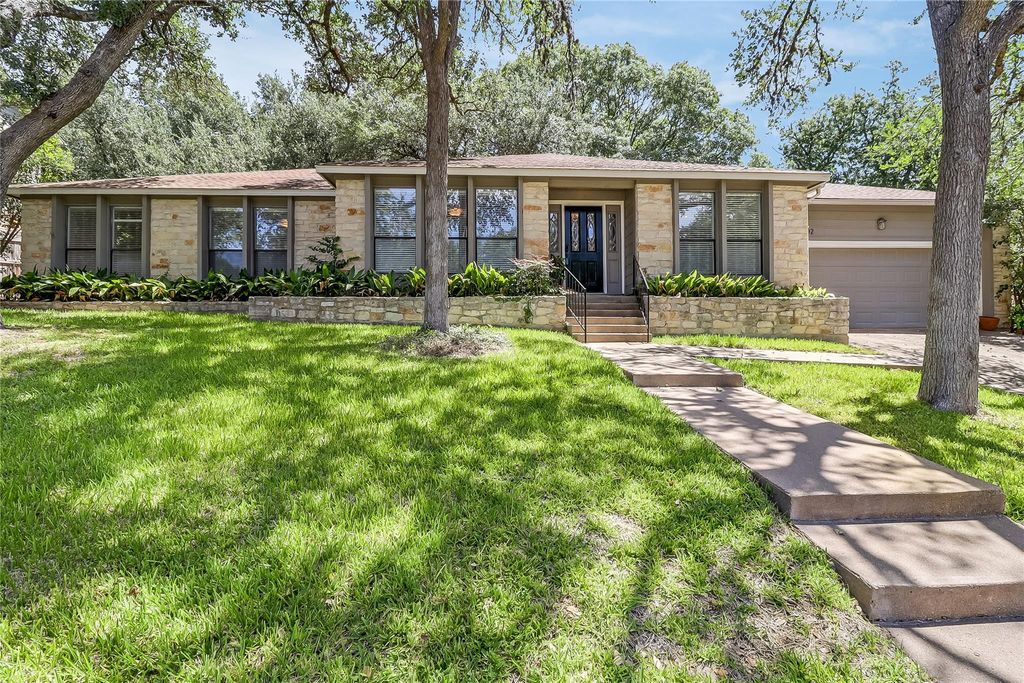 1302 Shannon Oaks TRL, Austin, TX 78746