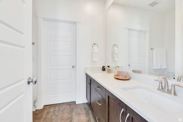 4592 W SCISSOR WAY, South Jordan, UT 84009