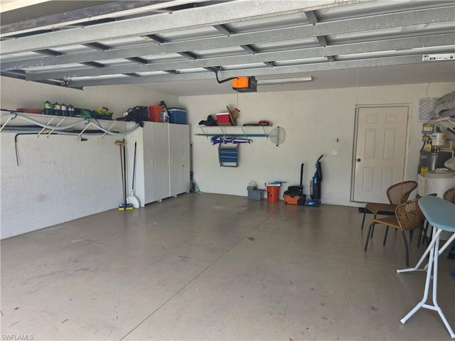 8164 Ibis Cove CIR B202, Naples, FL 34119