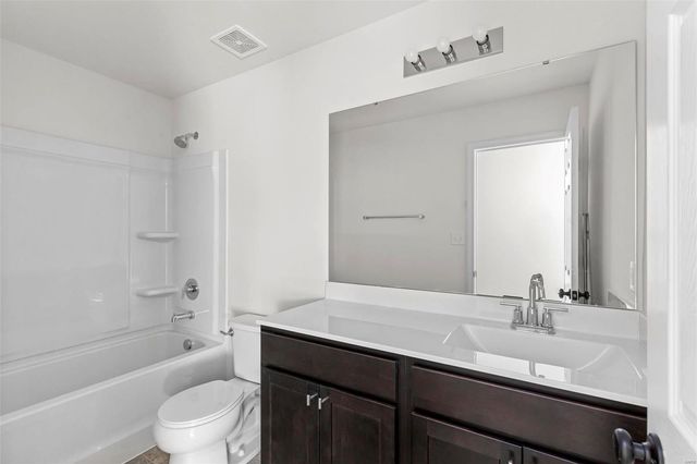 3843 Sonora Stone Drive, Florissant, MO 63031
