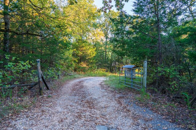 33417 S Blue Top Road, Cookson, OK 74427