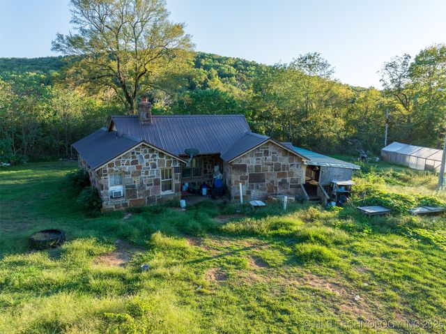 33417 S Blue Top Road, Cookson, OK 74427