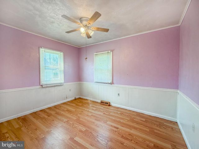 1005 THIRD AVE, Croydon, PA 19021