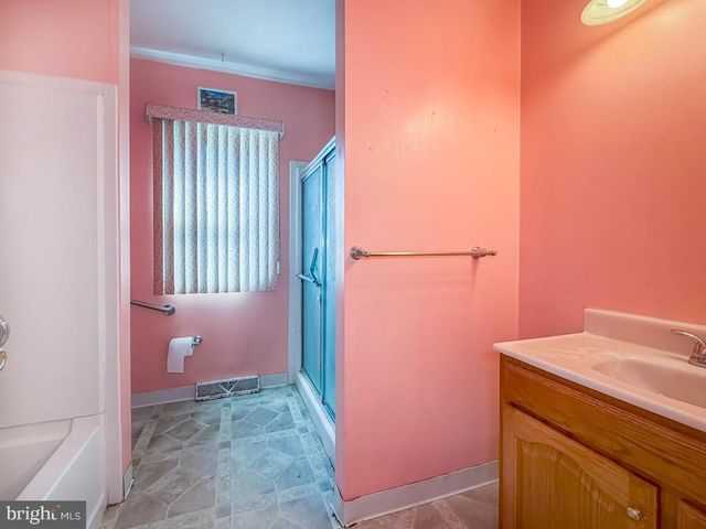 1005 THIRD AVE, Croydon, PA 19021