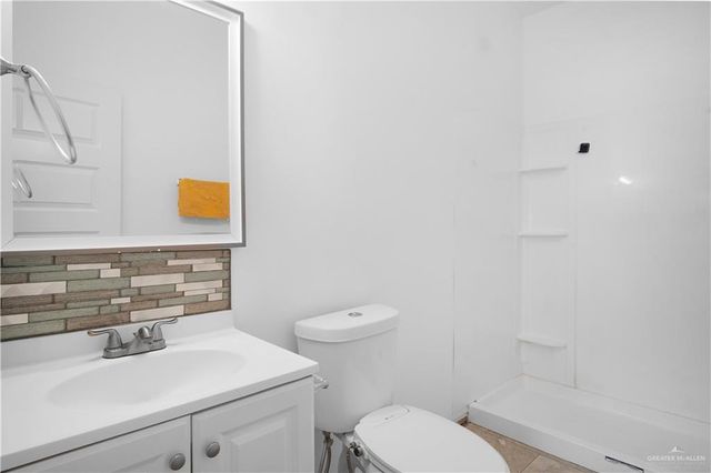 708 N Illinois Avenue, Weslaco, TX 78596