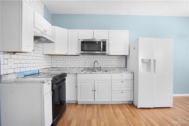 708 N Illinois Avenue, Weslaco, TX 78596