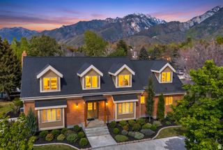 16 E GATEHOUSE LN, Sandy, UT 84092