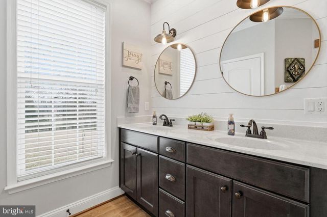 9454 PINEY MOUNTAIN RD, Warrenton, VA 20186