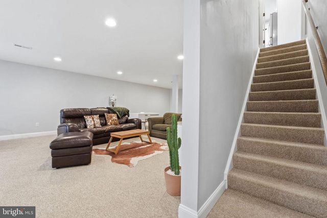 9454 PINEY MOUNTAIN RD, Warrenton, VA 20186