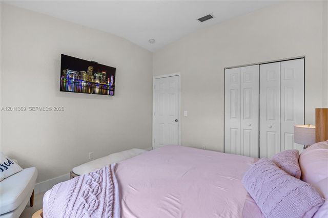 2001 SW 104th Ave, Miramar, FL 33025