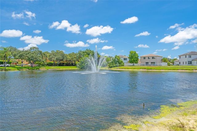 2001 SW 104th Ave, Miramar, FL 33025