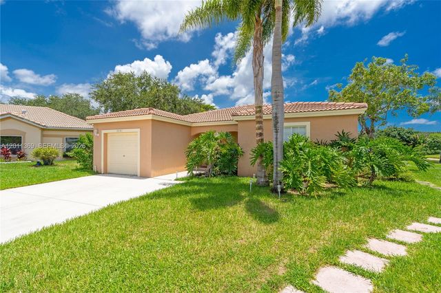 2001 SW 104th Ave, Miramar, FL 33025