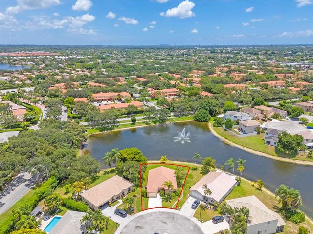 2001 SW 104th Ave, Miramar, FL 33025