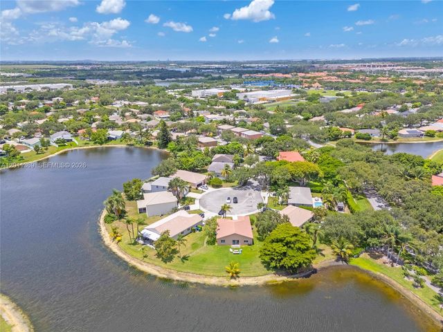 2001 SW 104th Ave, Miramar, FL 33025