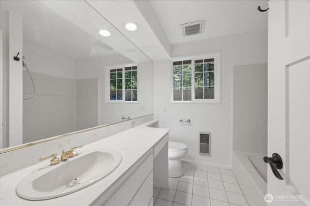 33807 SE 55th Street, Fall City, WA 98024