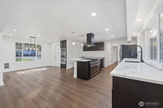 33807 SE 55th Street, Fall City, WA 98024