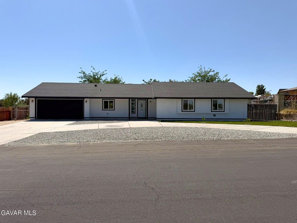 39125 162nd Street, Palmdale, CA 93591