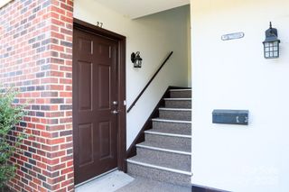 525 12th Street SW 27, Hickory, NC 28602